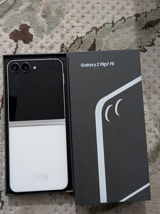 Самсунг Флип 7фе 256гб