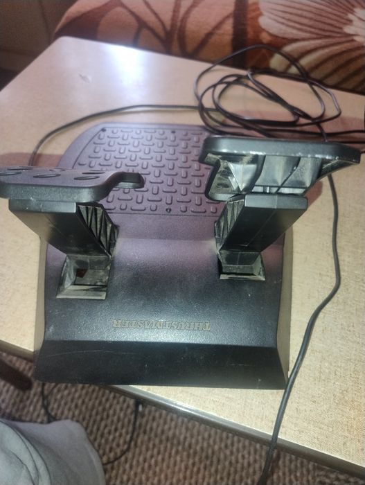 Volan Thrustmaster Ferrari 458 Spider + Pedale (Xbox / PC)