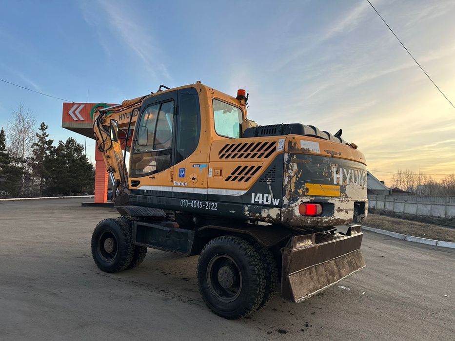 Продам экскаватор