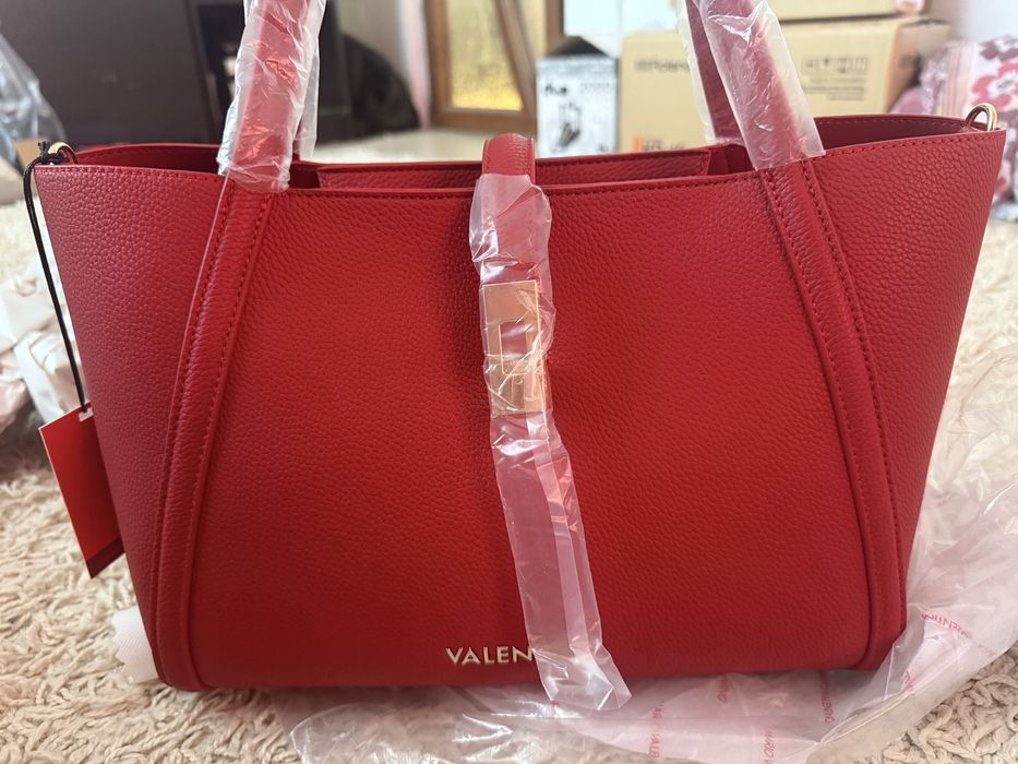 Geanta VALENTINO noua cu eticheta