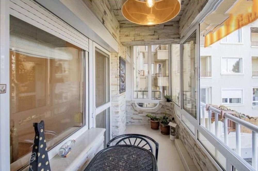 Дава се под наем Тристаен апартамент в София, Бъкстон - 120 кв.м за 1296.42 € - Снимка #6