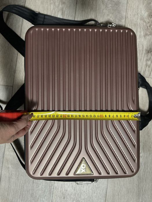 Кейс для ноутбука