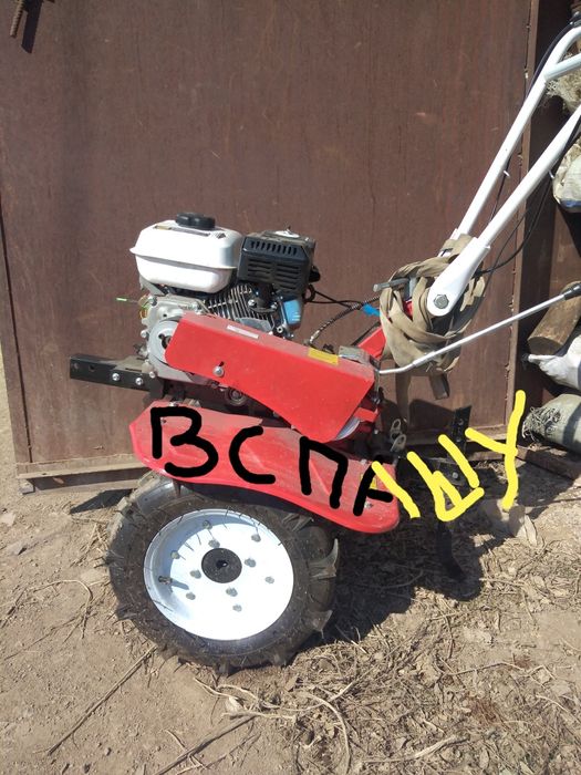 Мотоблок культиватор.