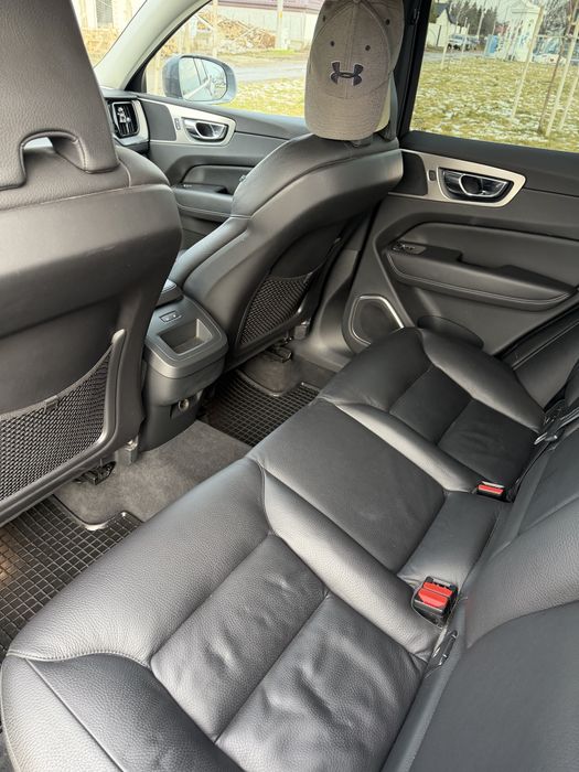 Volvo XC60 Inscription Mild Hybrid B4 AWD, 2020, 126.000 km