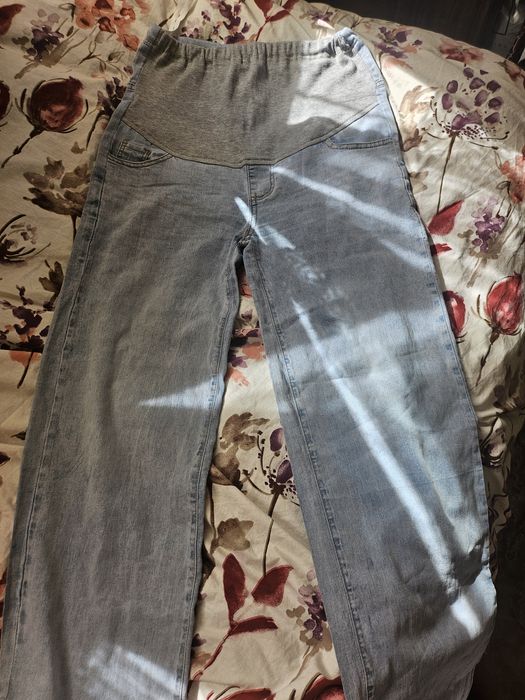 Homilador ayollar uchun jinsi shim