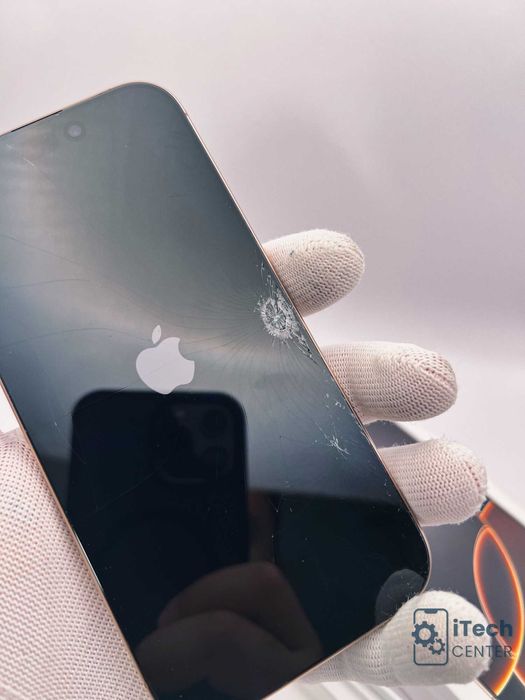 Оригинален дисплей за iPhone 16 PRO, със забележка!