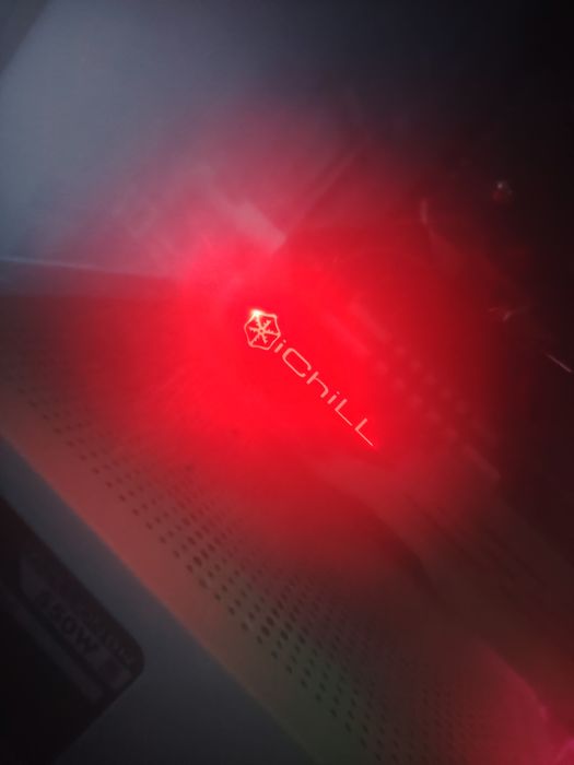 Inno3D gtx 1070ti Ichill X3 v2 8gb Vram GDDR5X  perfectă