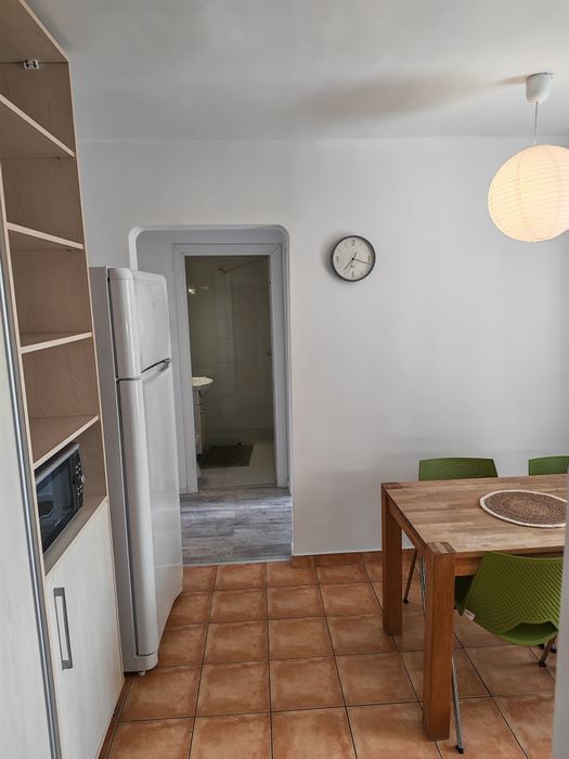 Închiriez ap. 2 camere