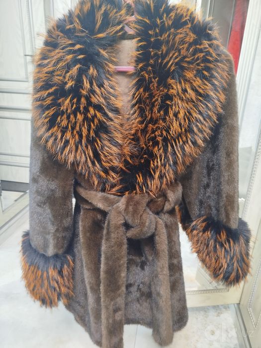 Продам шубку легкую