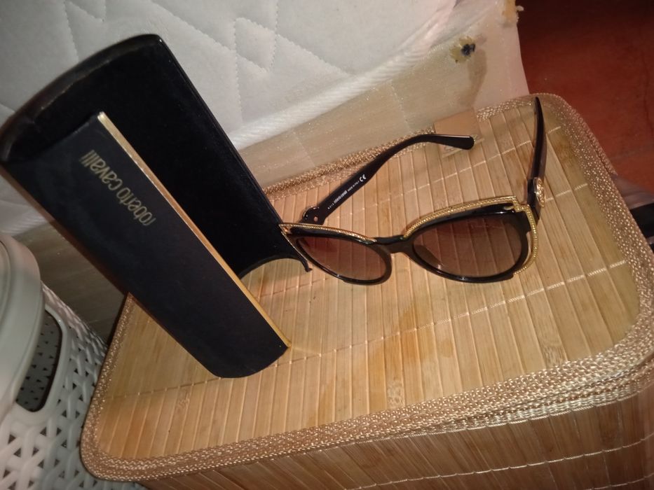 Слънчеви очила Roberto cavali