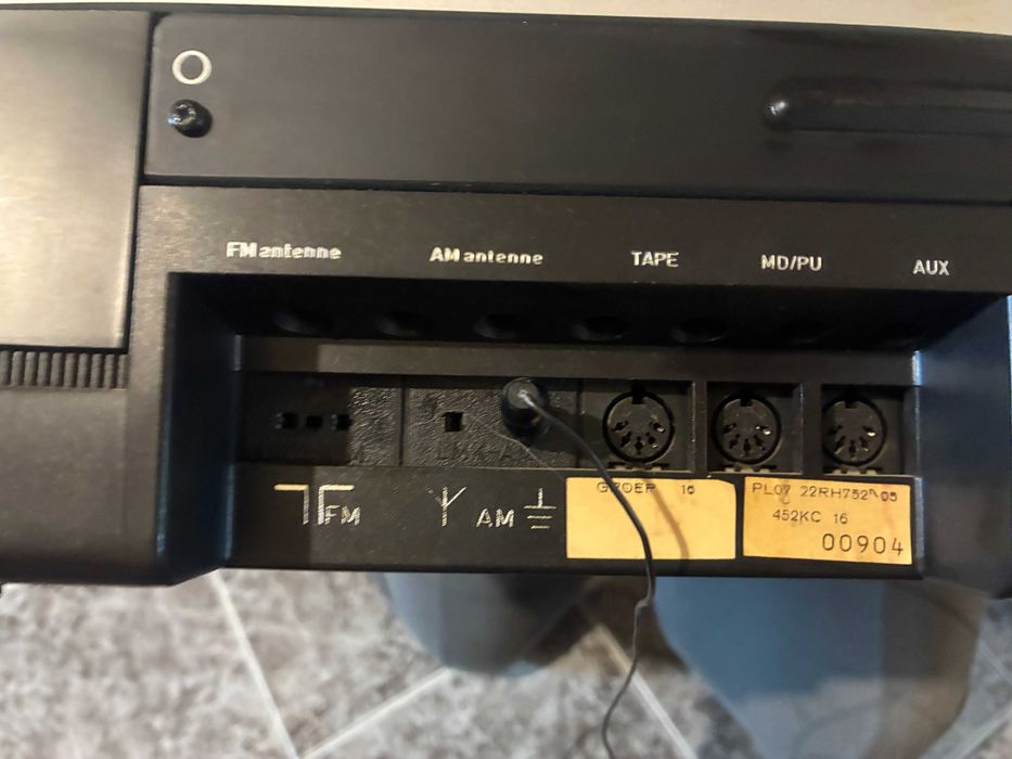 Стерео Ресивър Philips 752 (22RH752) „Самолетоносач“