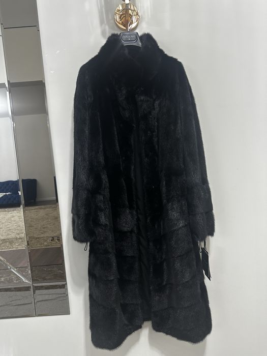 Продаю шубк новую