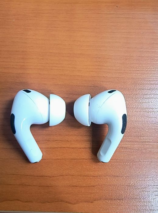 Airpods 3 pro слушалки