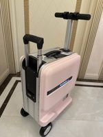 Чемодан робот электрический