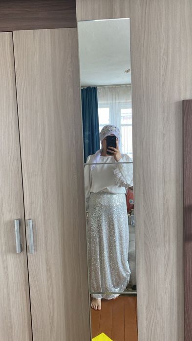 Продам двойку, одевали 1 раз