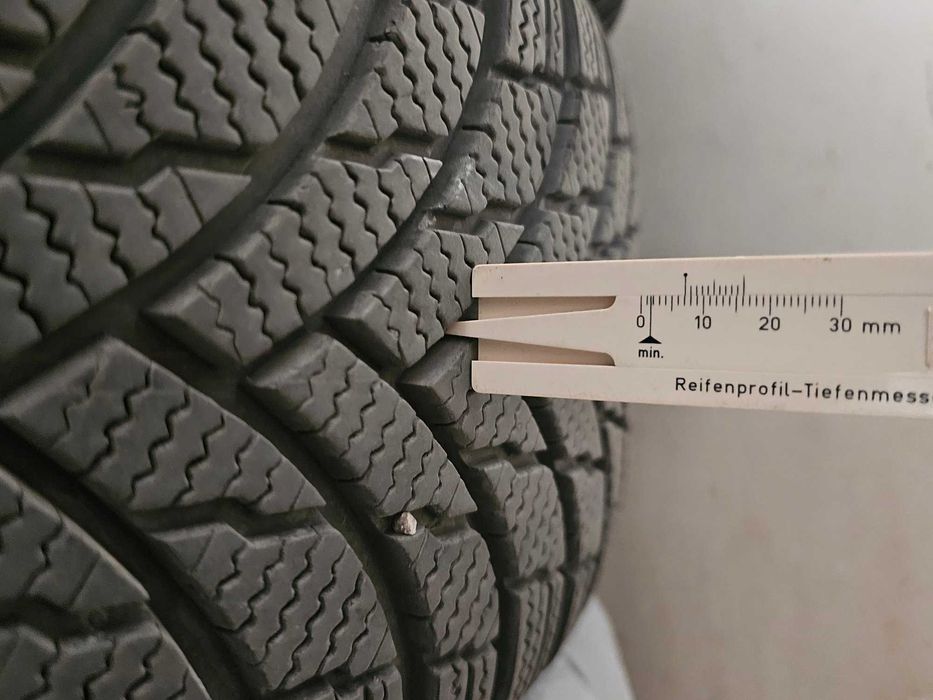 4 броя FIRESTONE WINTERHAWK 4 225/60 R18 104V XL" DOT 2922 зимни гуми