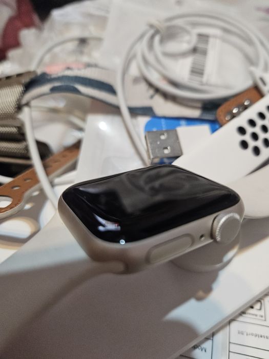 Apple watch SE (gen2) 40 mm Starlight