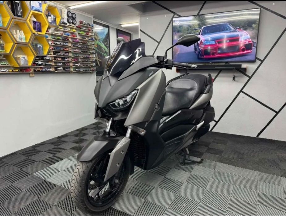 YAMAHA X- max 300