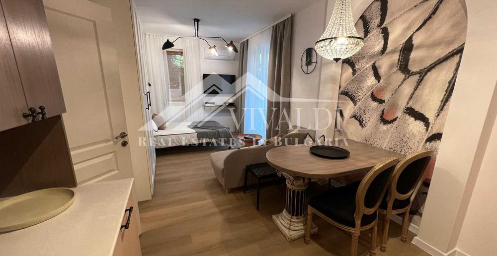 Продава се Едностаен апартамент в Варна, Център - 40 кв.м за 3875 €/кв.м - Снимка #6