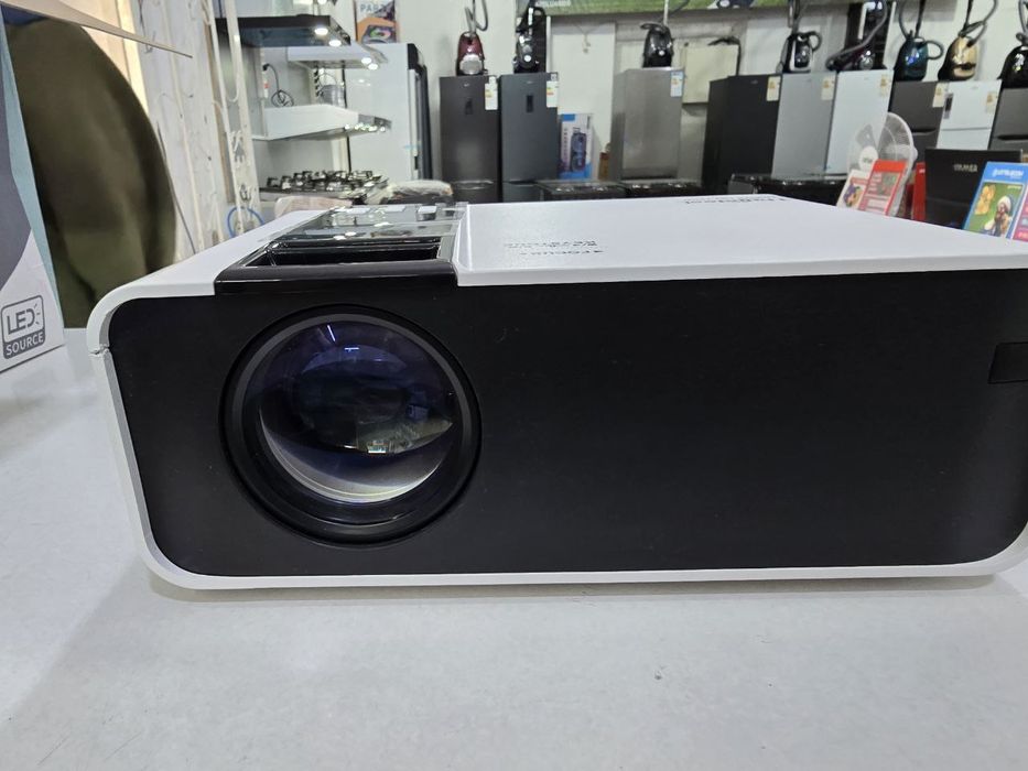 Продам проектор в отличном состоянии