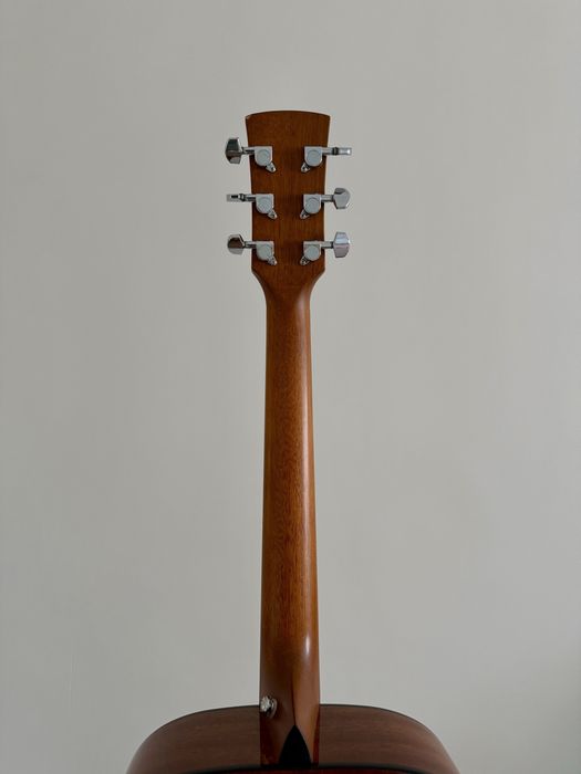 Ibanez PF18 акустикалық гитара, кәсіби реттелген