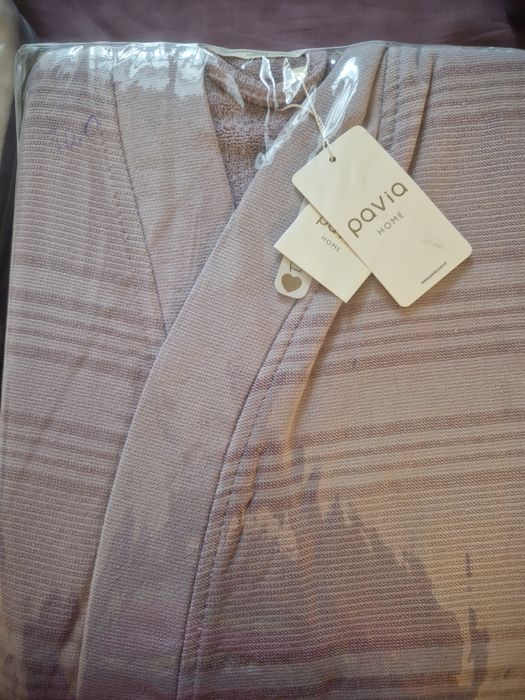 Продаю халат Pavia