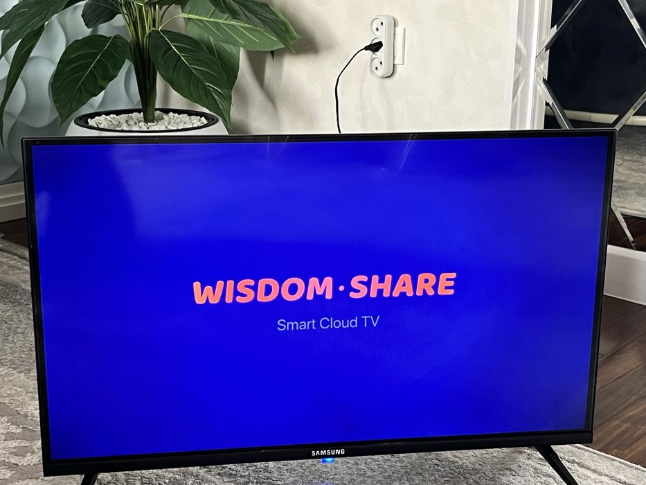 Samsung телевизор