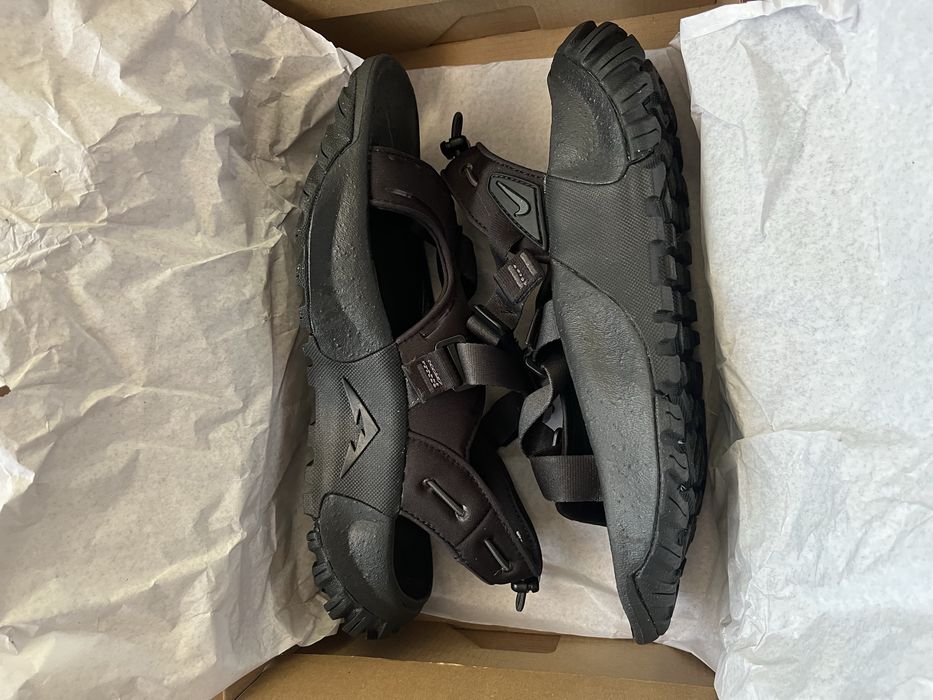 Сандали Nike чисто нови.