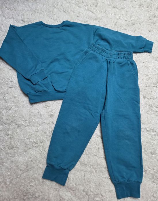 Set pantalon si bluza