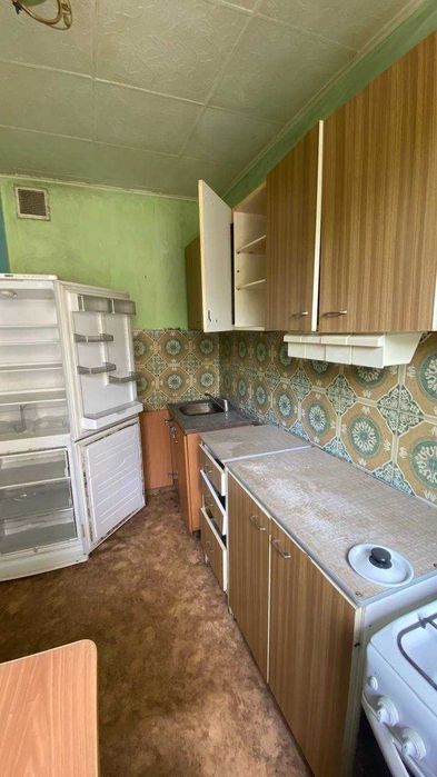 продается 3-х комнатная квартира