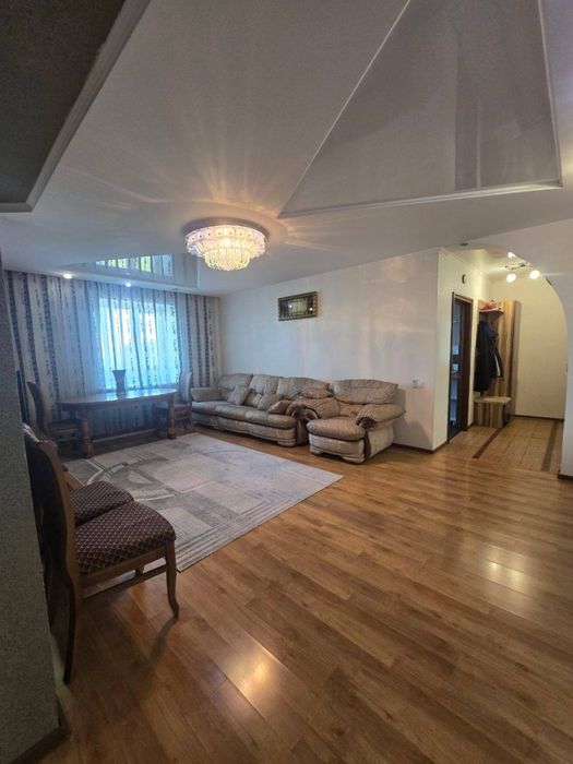 Продам 3-х комнатную квартиру