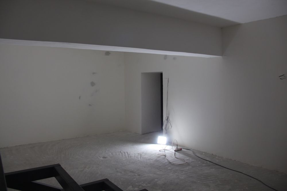 Дом с высокими потолками (4 метра)