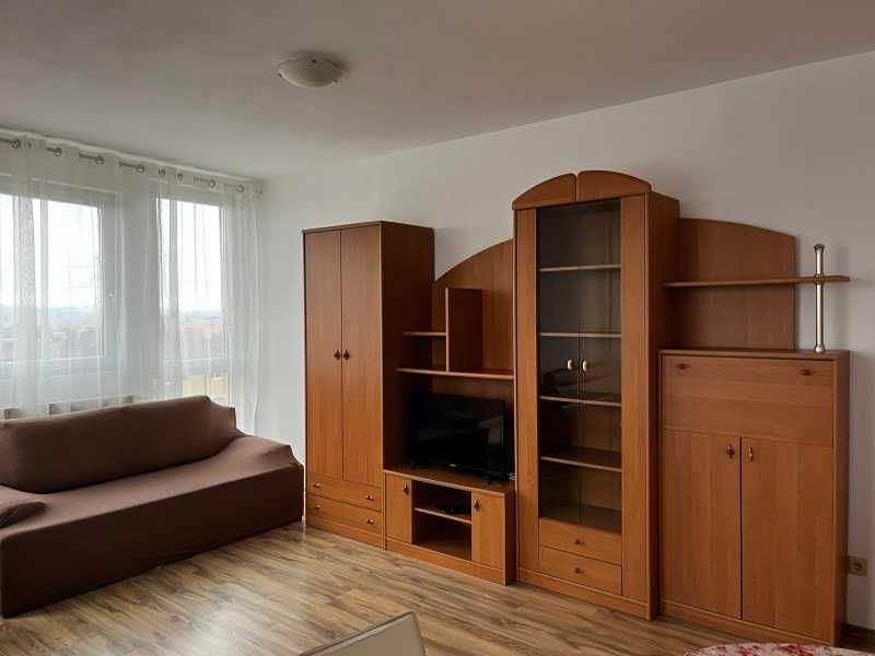Дава се под наем Двустаен апартамент в София, Павлово - 68 кв.м за 598.23 € - Снимка #1