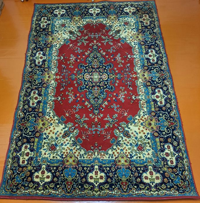 Шерстяной ковёр. Сделано в СССР