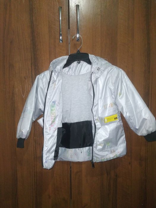 Куртка на девочку 5 лет. Осень-Весна