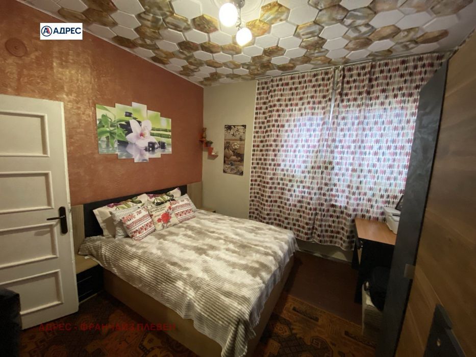 Къща в Враца, област-с.Добролево площ 150 цена 70000