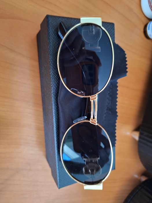 Солнцезащитные очки