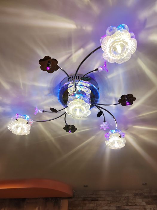 Осветителнo тяло, полюлей, плафонза таван-2бр.