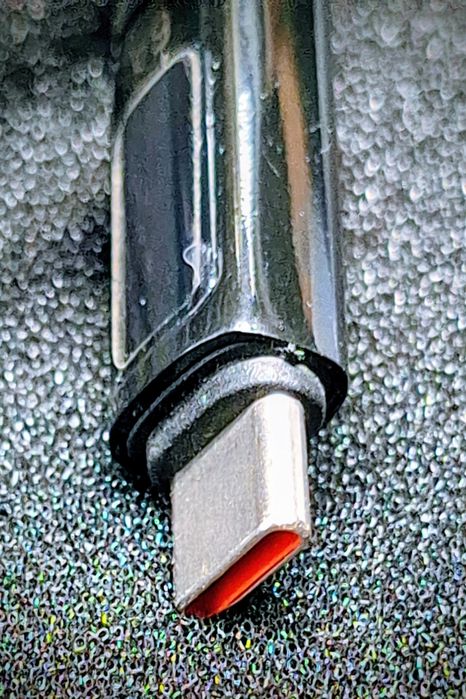 Смарт заряден USB кабел с дисплей