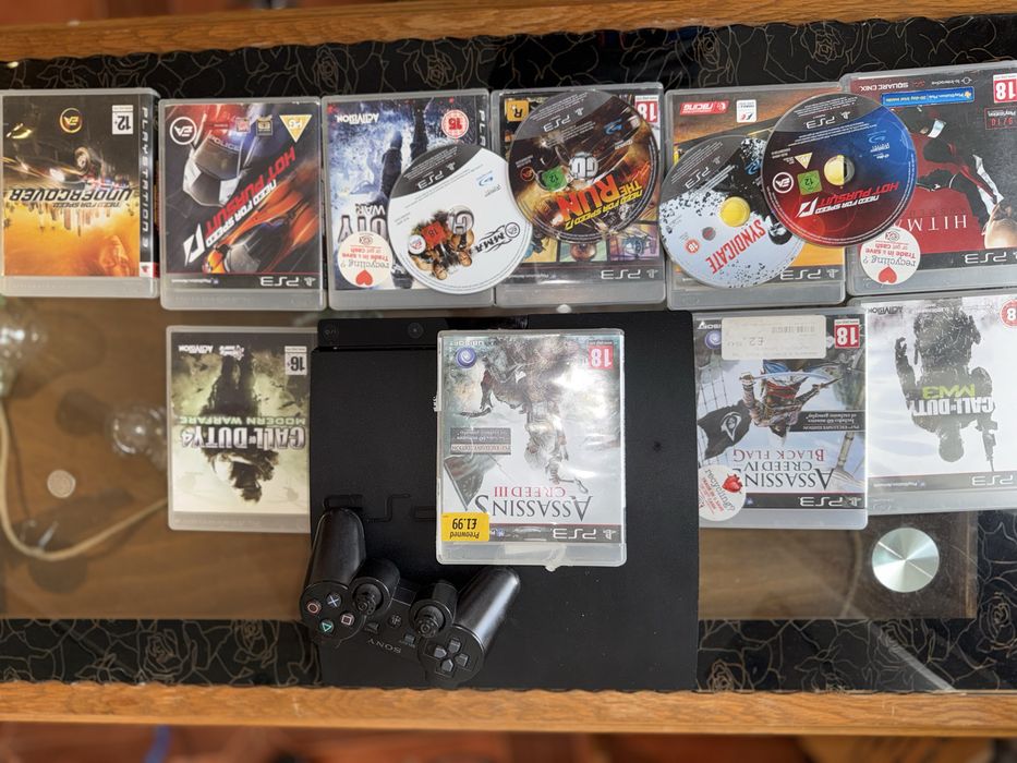 Vand ps3 cu jocuri