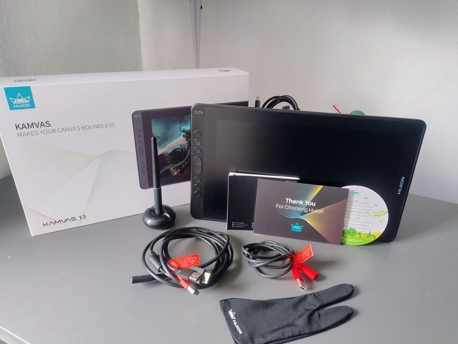 Tableta grafica HUION KAMVAS 13