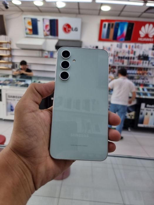 Samsung S23 FE 25gb Naqt va Nasiyaga