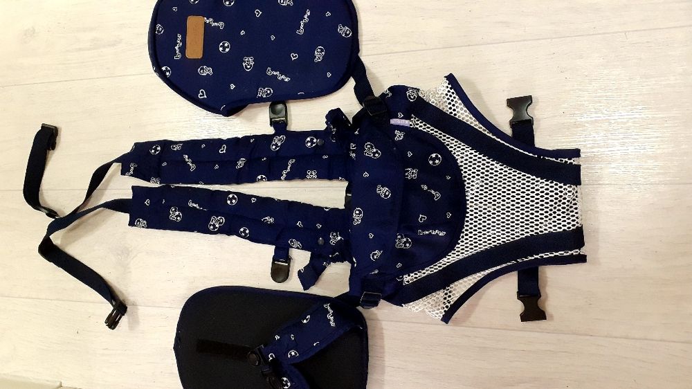 Продаю кенгуру, темно синего цвета