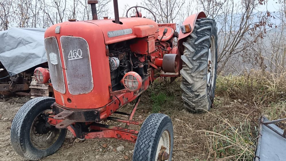 Tractor nuffield 60 cai în 4 cilindri cu priza de putere și tiranți