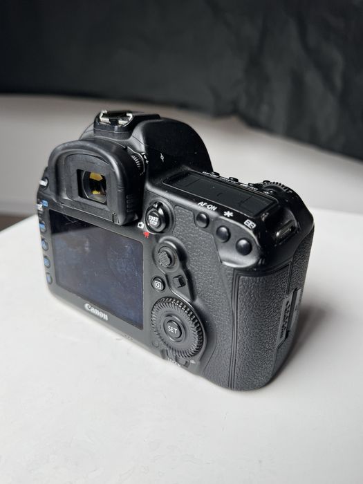 Canon Mark iv + geanta cadou