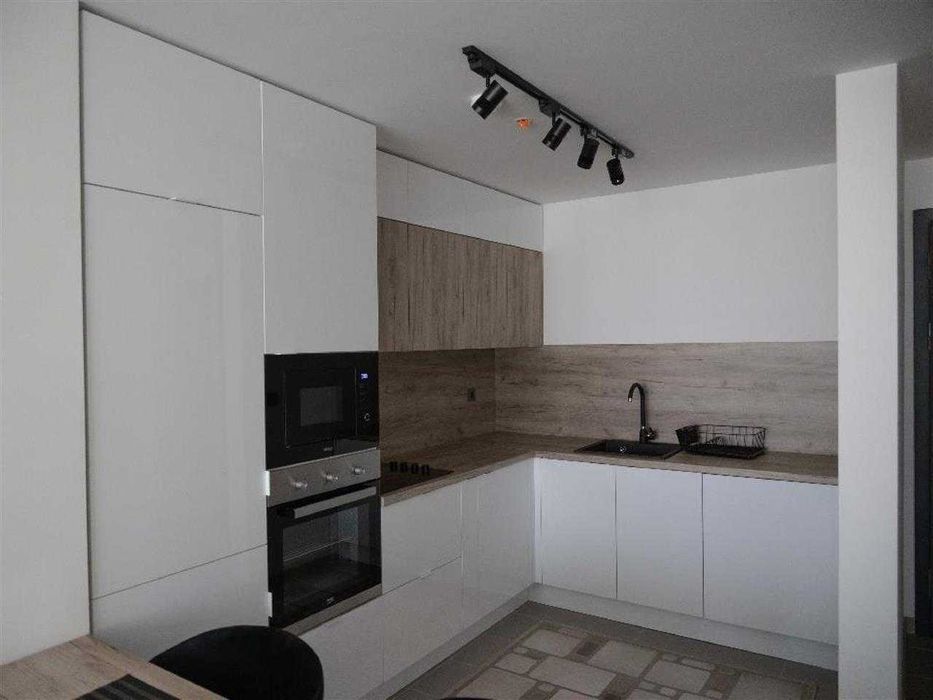 Дава се под наем Двустаен апартамент в София, Горна баня - 67 кв.м за 561 € - Снимка #1