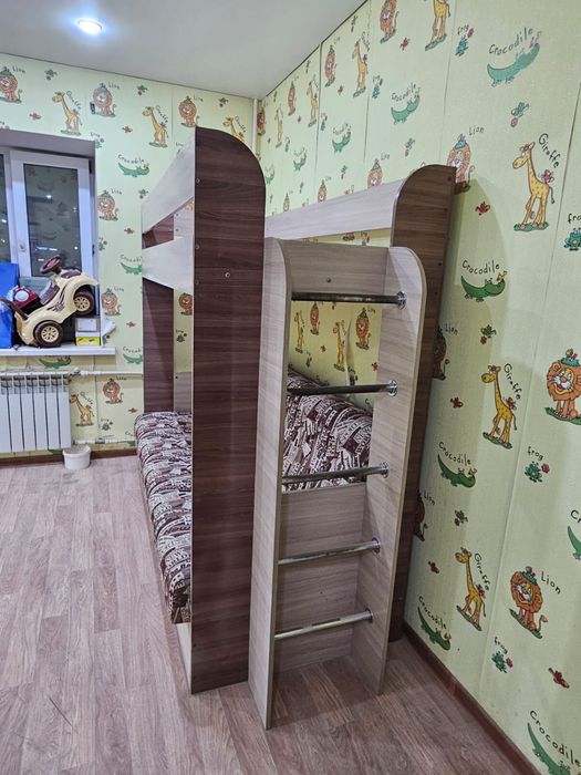 Двухъярусная кровать-диван (трансформер) б/у