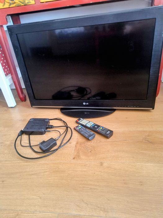 Телевизор LG 32CS460T-ZA