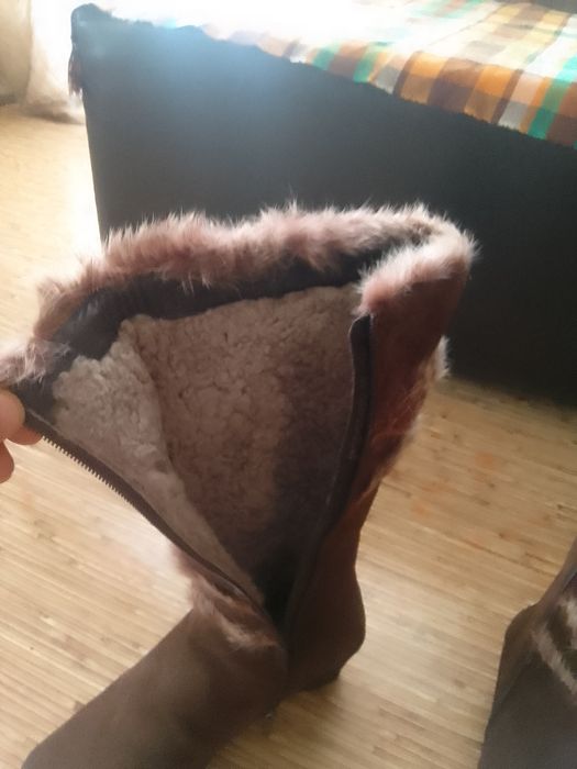 Продам зимние сапоги 35-37