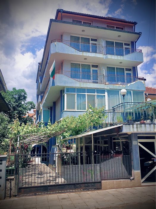 Дава се под наем Етаж от къща в Несебър - 15 кв.м за 40.8 € - Снимка #1